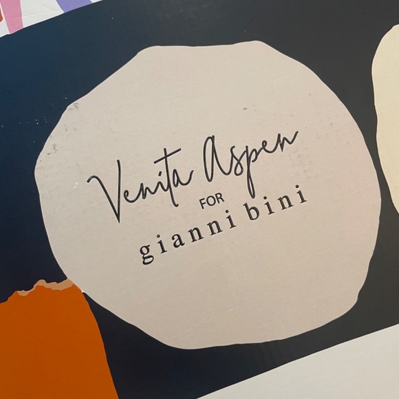 Gianni Bini Heels - Picture 6 of 7